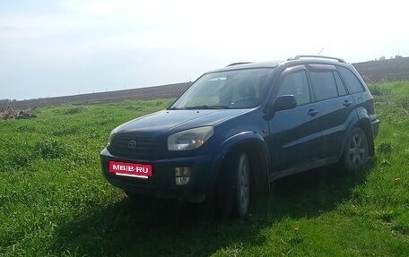 Toyota RAV4, 2001 год, 600 000 рублей, 2 фотография