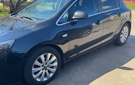 Opel Astra J, 2012 год, 650 000 рублей, 4 фотография
