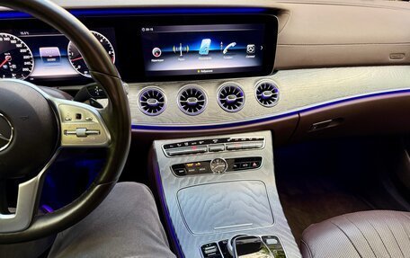 Mercedes-Benz CLS, 2019 год, 5 200 000 рублей, 14 фотография