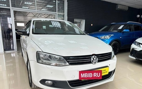 Volkswagen Jetta VI, 2013 год, 850 000 рублей, 4 фотография