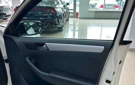 Volkswagen Jetta VI, 2013 год, 850 000 рублей, 20 фотография