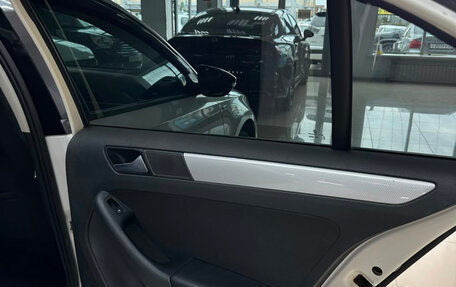 Volkswagen Jetta VI, 2013 год, 850 000 рублей, 16 фотография