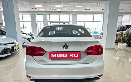 Volkswagen Jetta VI, 2013 год, 850 000 рублей, 7 фотография