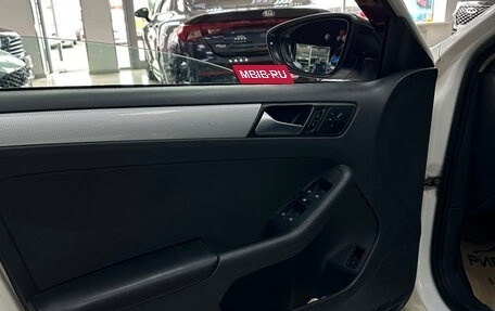 Volkswagen Jetta VI, 2013 год, 850 000 рублей, 18 фотография