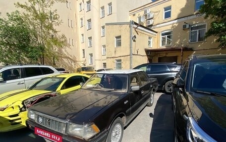 Toyota Crown, 1985 год, 400 000 рублей, 2 фотография