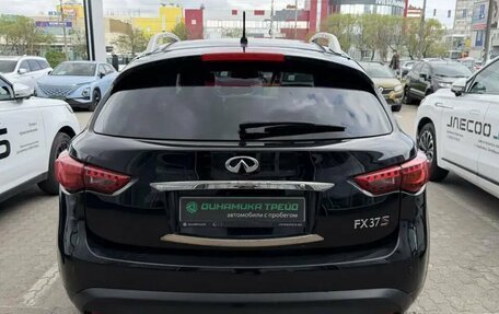 Infiniti FX II, 2011 год, 1 710 000 рублей, 7 фотография