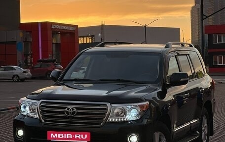 Toyota Land Cruiser 200, 2012 год, 3 590 000 рублей, 10 фотография