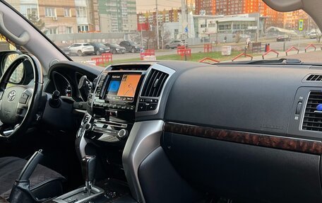 Toyota Land Cruiser 200, 2012 год, 3 590 000 рублей, 17 фотография