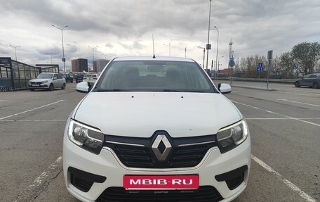 Renault Logan II, 2020 год, 675 000 рублей, 2 фотография