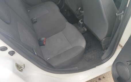 Renault Logan II, 2020 год, 675 000 рублей, 19 фотография