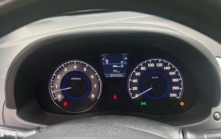 Hyundai Solaris II рестайлинг, 2012 год, 485 000 рублей, 8 фотография