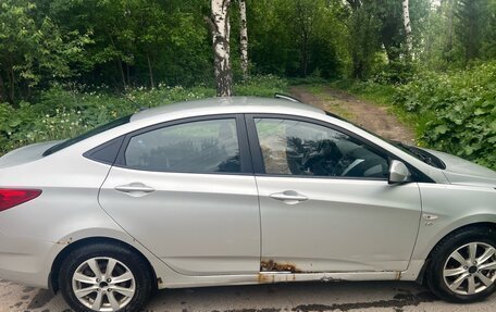Hyundai Solaris II рестайлинг, 2012 год, 485 000 рублей, 4 фотография