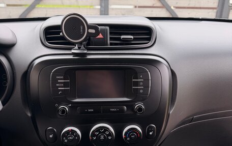 KIA Soul II рестайлинг, 2017 год, 1 195 000 рублей, 9 фотография