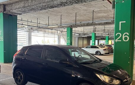 Hyundai Solaris II рестайлинг, 2011 год, 760 000 рублей, 2 фотография