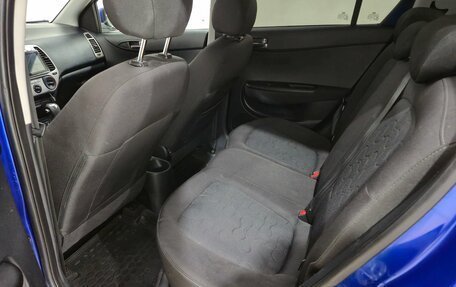 Hyundai i20 IB рестайлинг, 2010 год, 640 000 рублей, 18 фотография