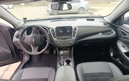 Chevrolet Malibu IX, 2021 год, 2 000 000 рублей, 14 фотография