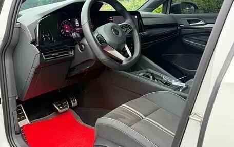 Volkswagen Golf VIII, 2023 год, 2 235 010 рублей, 13 фотография
