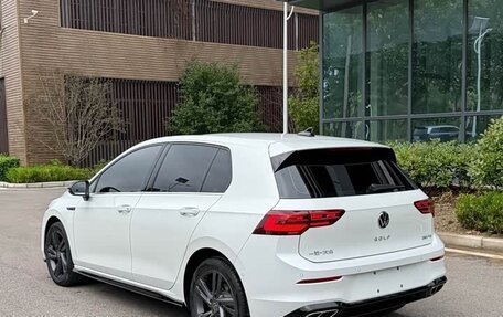 Volkswagen Golf VIII, 2023 год, 2 235 010 рублей, 7 фотография
