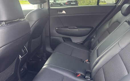 KIA Sportage IV рестайлинг, 2019 год, 2 500 000 рублей, 8 фотография