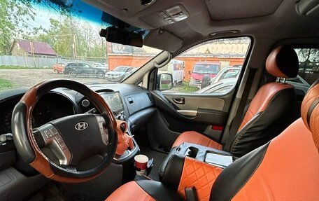 Hyundai H-1 II рестайлинг, 2008 год, 6 фотография