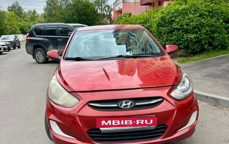 Hyundai Solaris II рестайлинг, 2012 год, 510 000 рублей, 2 фотография