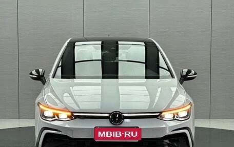 Volkswagen Golf VIII, 2021 год, 1 749 000 рублей, 2 фотография