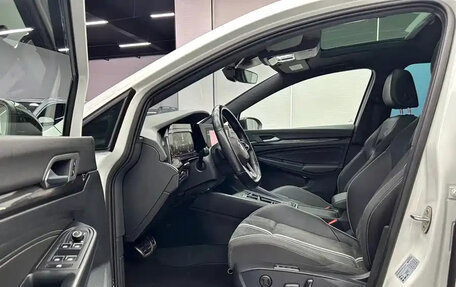 Volkswagen Golf VIII, 2021 год, 1 749 000 рублей, 9 фотография
