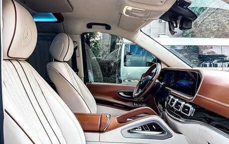 Mercedes-Benz Vito, 2023 год, 6 350 000 рублей, 10 фотография