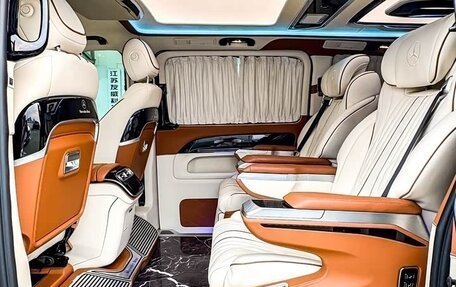 Mercedes-Benz Vito, 2023 год, 6 350 000 рублей, 14 фотография