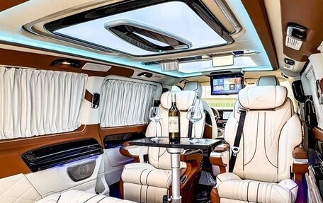 Mercedes-Benz Vito, 2023 год, 6 350 000 рублей, 18 фотография