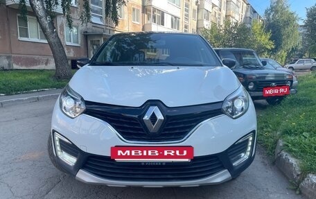 Renault Kaptur I рестайлинг, 2019 год, 1 860 000 рублей, 7 фотография