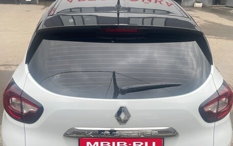 Renault Kaptur I рестайлинг, 2019 год, 1 860 000 рублей, 11 фотография