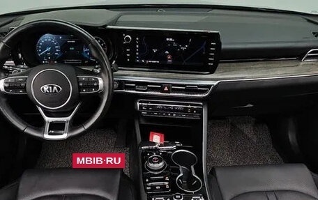 KIA K5, 2022 год, 1 870 000 рублей, 10 фотография