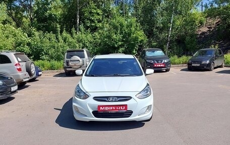 Hyundai Solaris II рестайлинг, 2012 год, 539 000 рублей, 1 фотография