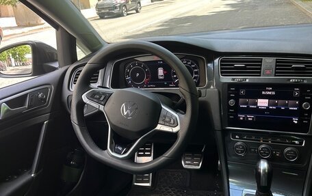 Volkswagen Golf VII, 2019 год, 1 890 000 рублей, 10 фотография