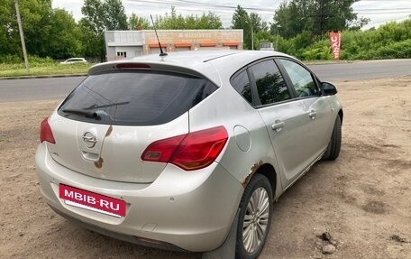 Opel Astra J, 2011 год, 370 000 рублей, 6 фотография