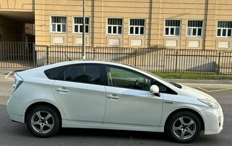 Toyota Prius, 2009 год, 1 030 000 рублей, 6 фотография