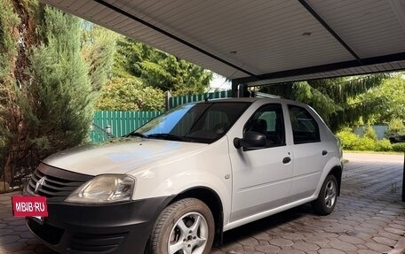 Renault Logan I, 2010 год, 400 000 рублей, 3 фотография