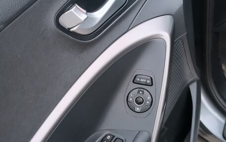Hyundai Santa Fe III рестайлинг, 2013 год, 1 800 000 рублей, 25 фотография