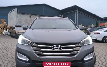 Hyundai Santa Fe III рестайлинг, 2013 год, 1 800 000 рублей, 24 фотография