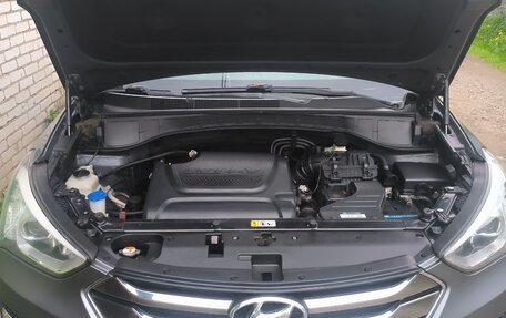 Hyundai Santa Fe III рестайлинг, 2013 год, 1 800 000 рублей, 35 фотография
