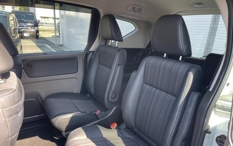 Honda Freed II, 2018 год, 1 190 000 рублей, 19 фотография