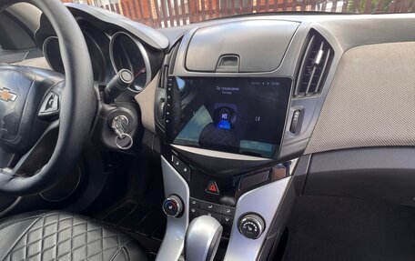 Chevrolet Cruze II, 2012 год, 600 000 рублей, 10 фотография