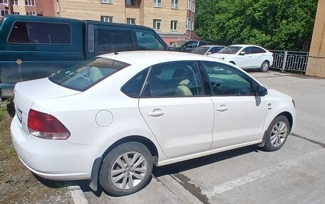 Volkswagen Polo VI (EU Market), 2013 год, 780 000 рублей, 2 фотография