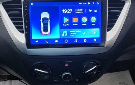 Hyundai Solaris II рестайлинг, 2019 год, 1 500 000 рублей, 6 фотография