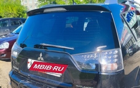 Mitsubishi Outlander III рестайлинг 3, 2010 год, 1 000 000 рублей, 11 фотография