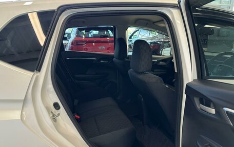Honda Fit III, 2013 год, 1 099 000 рублей, 18 фотография