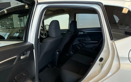 Honda Fit III, 2013 год, 1 099 000 рублей, 17 фотография