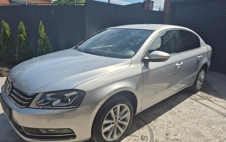 Volkswagen Passat B7, 2012 год, 1 300 000 рублей, 1 фотография
