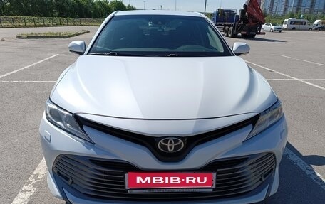Toyota Camry, 2020 год, 2 499 000 рублей, 1 фотография